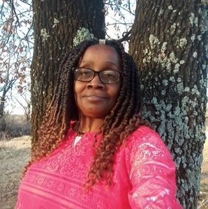 Meet your Posher, Tyna